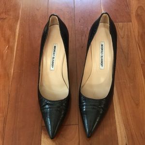 Manolo Blahnik Black Leather Wing-Tipped Heel